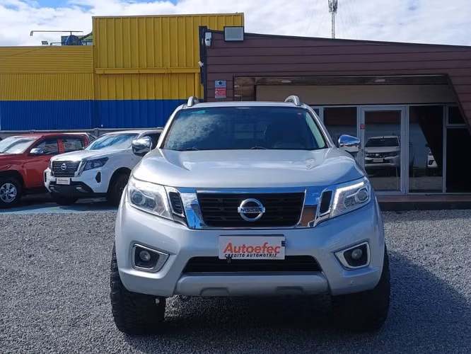 NISSAN Np300 LE 2.3 D. AUT. 2018 - Imagen 2