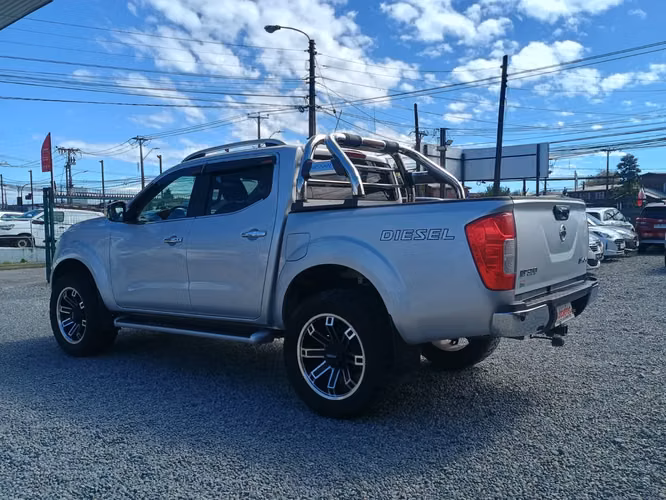 NISSAN Np300 LE 2.3 D. AUT. 2018 - Imagen 8