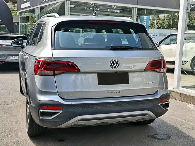 VOLKSWAGEN TAOS 2024