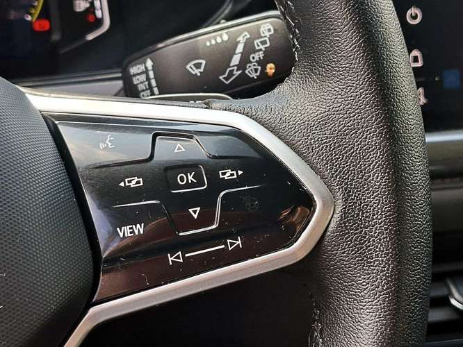 VOLKSWAGEN TAOS 2024