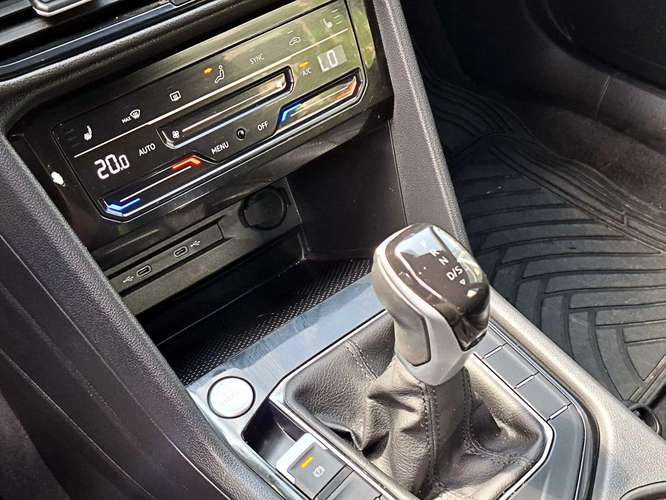 VOLKSWAGEN TAOS 2024