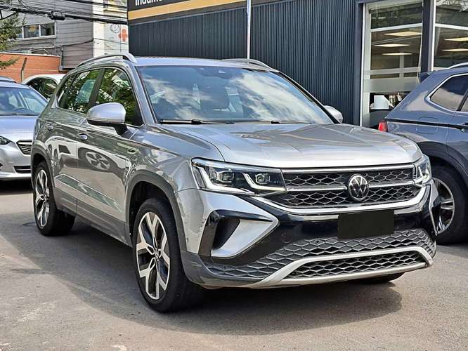 VOLKSWAGEN TAOS 2024