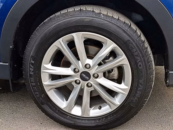 DFSK SUV 580 2025