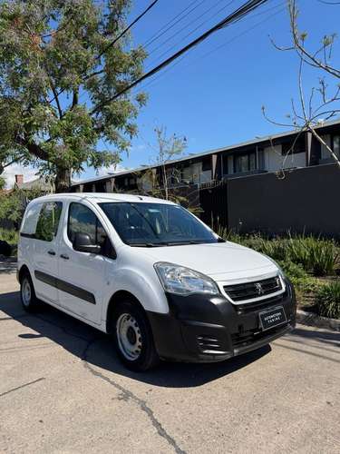 PEUGEOT PARTNER 1.6 HDI 90HP EV - 2018 | 4970 - Imagen 11