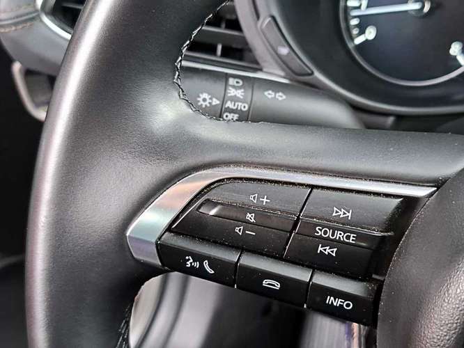 MAZDA 3 SEDAN 2025 - Imagen 17