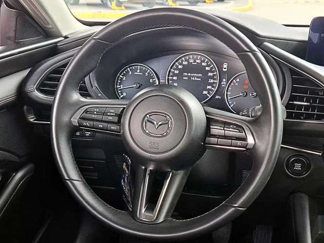 MAZDA 3 SEDAN 2025 - Imagen 16