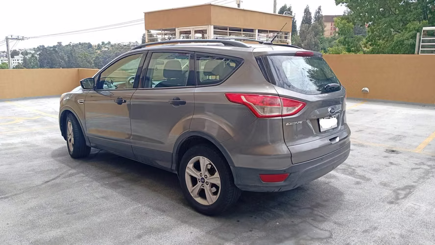 FORD ESCAPE 2014 full 2.5 AUT venta o permuta