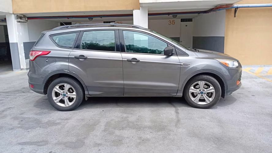 FORD ESCAPE 2014 full 2.5 AUT venta o permuta