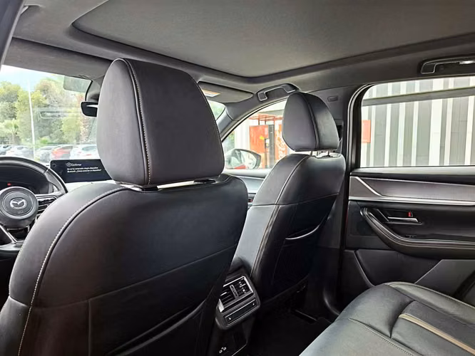 MAZDA CX-60 2025 - Imagen 15