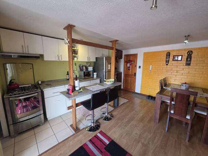 Se vende departamento en Los Cancilleres, Maipu