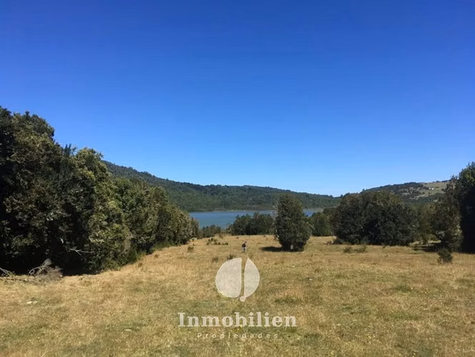 Parcela 0,98há con 95m de Laguna Pío Pío - Queilén, Chiloé