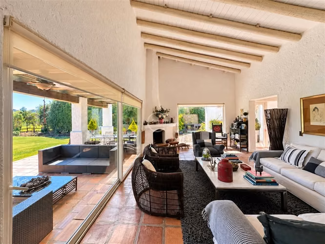 EN VENTA - Amplia casa de 5 dormitorios en Santo Domingo - Imagen 10
