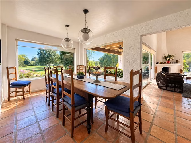EN VENTA - Amplia casa de 5 dormitorios en Santo Domingo - Imagen 13