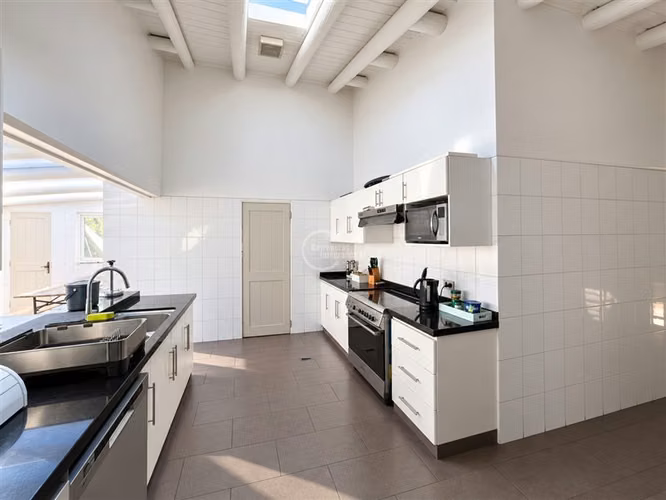 EN VENTA - Amplia casa de 5 dormitorios en Santo Domingo - Imagen 22