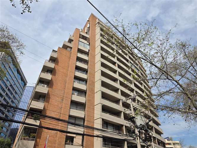 Departamento en Arriendo de 1D en El Golf - Imagen 39