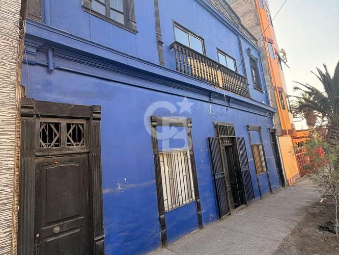 Casona Estilo Antiguo Ubicación Céntrica