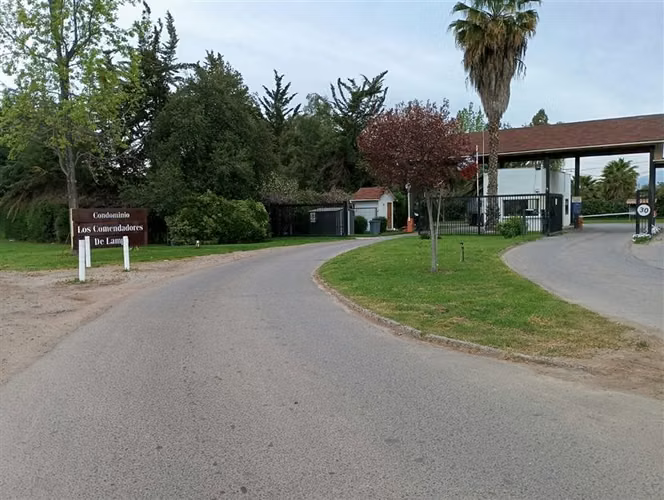 Casa en arriendo de 2 dorm. en Lampa