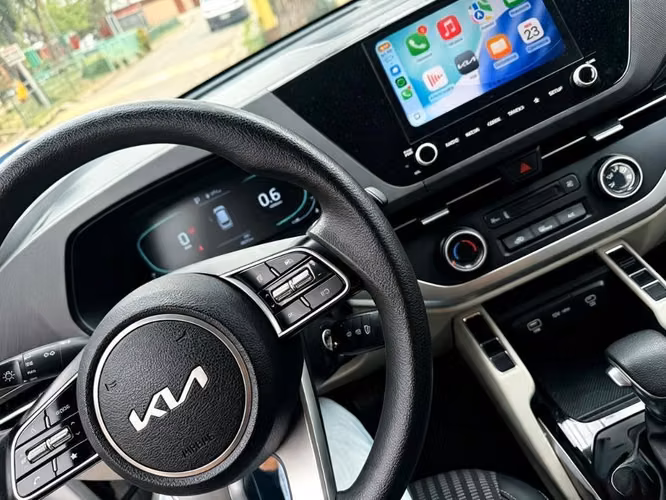 Kia Carens 2024