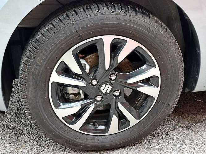 SUZUKI SWIFT 2025 - Imagen 8
