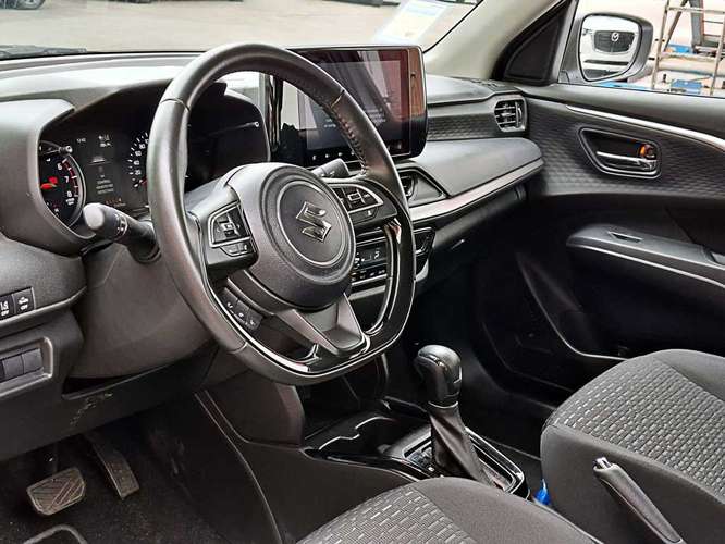 SUZUKI SWIFT 2025 - Imagen 13