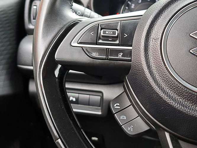 SUZUKI SWIFT 2025 - Imagen 17