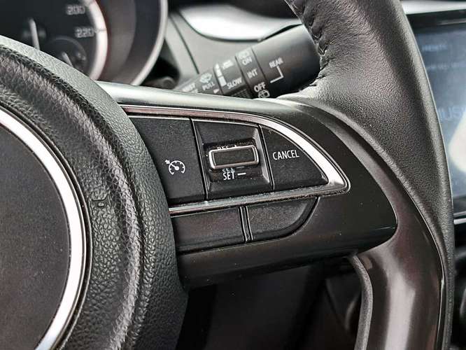 SUZUKI SWIFT 2024 - Imagen 17