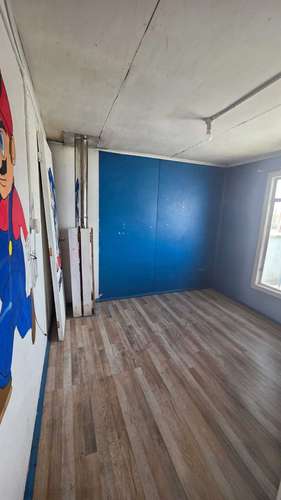RRB/ VENDE Amplia casa 3D/1B/1E Coronel (185583) - Imagen 14