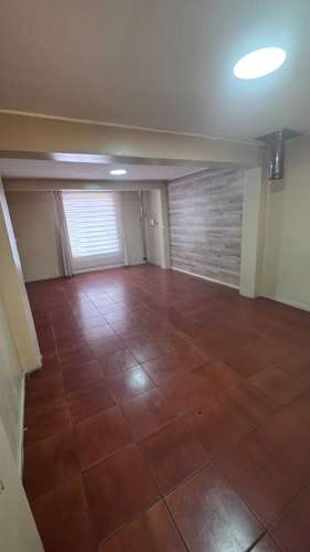 RRB/ VENDE Amplia casa 3D/1B/1E Coronel (185583) - Imagen 2