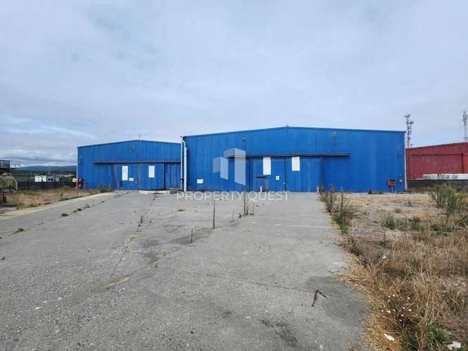 VENTA AMPLIA BODEGA PARQUE ESCUADRON