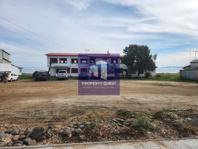 VENTA AMPLIO RESTAURANTE PLAYA BLANCA CORONEL