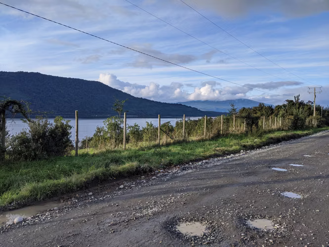 AMR PROPIEDADES VENDE PARCELA EN LAGO RUPANCO, CERCANA A CAMINO Y LAGO