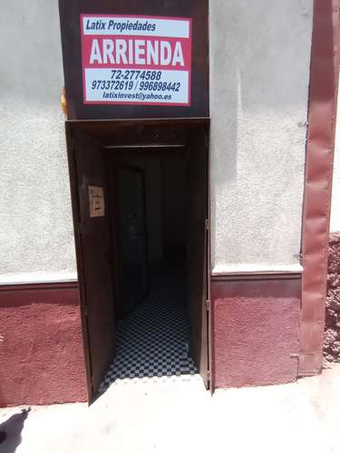 Local a la calle apto todo Rubro