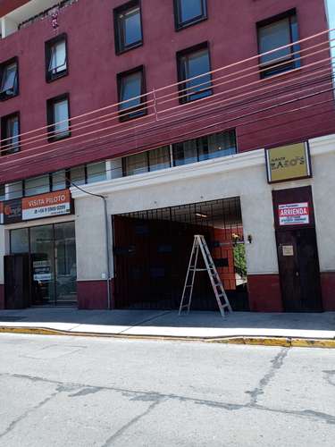 Local a la calle apto todo Rubro