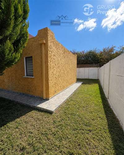 Casa en arriendo en Condominio Nalcahue San Felipe