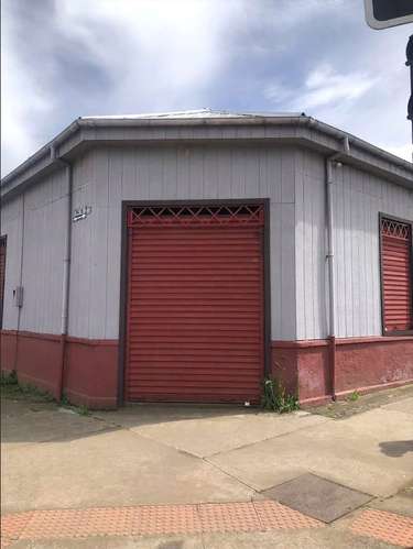 ¡Excelente Local Comercial en Esquina de Alta Visibilidad en Mulchén! 75 m², Amplio y Versátil