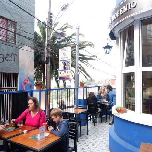 ¡Arrienda un espacio gastronómico de 2 pisos en el corazón turístico de Valparaíso!