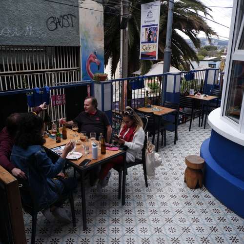 ¡Arrienda un espacio gastronómico de 2 pisos en el corazón turístico de Valparaíso!