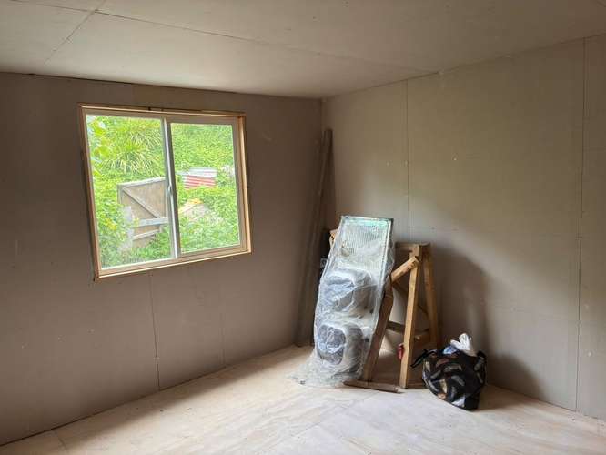 SE VENDE CASA EN LOTA