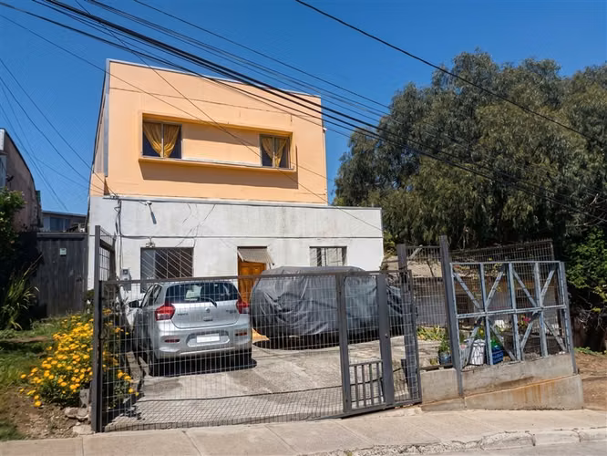 SE VENDE PROPIEDAD CON PATENTE HOSPEDAJE LISTA PARA TRABAJAR