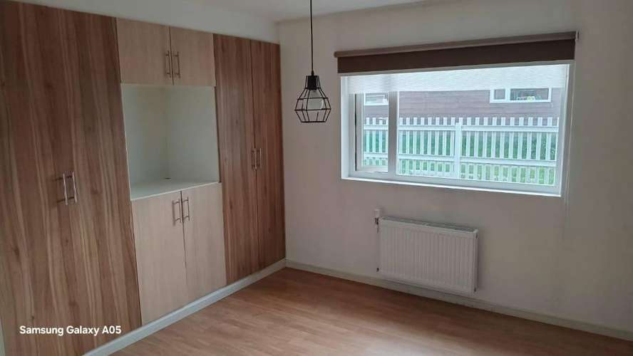 Arriendo casa condominio los vascos