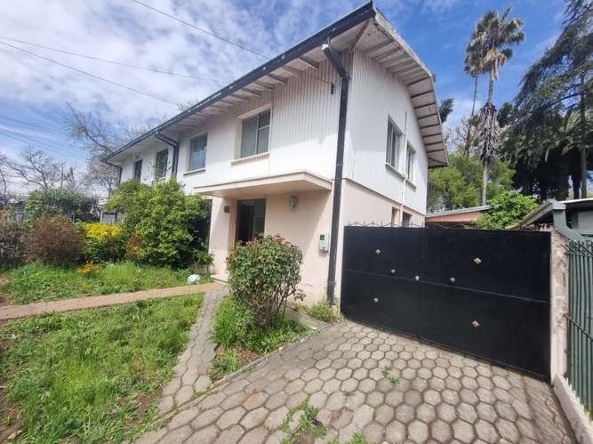 OPORTUNIDAD VENDE CASA CERCANA HOSPITAL REGIONAL DE CHILLÁN