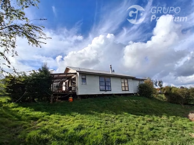 CASA DE 140 M2 - SECTOR ASTILLEROS - DALCAHUE