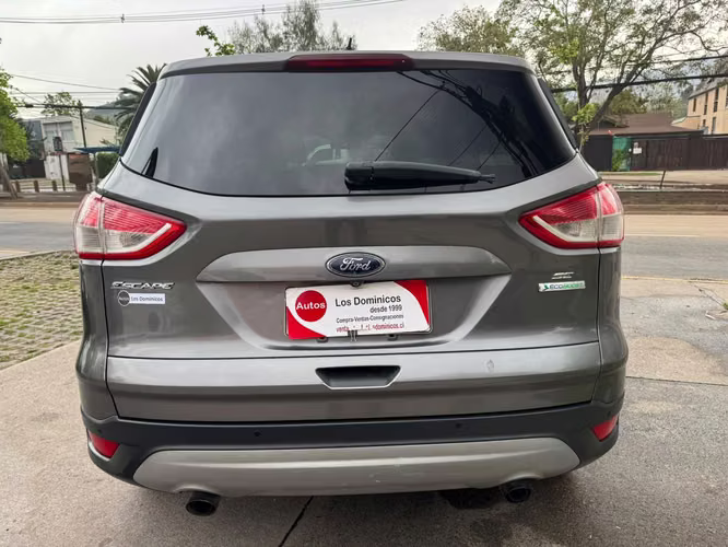 FORD ESCAPE 2.0 AUTOMATICO FULL AIRE AIRBAG CAMARA VER EN LAS CONDES 2015 - Imagen 6