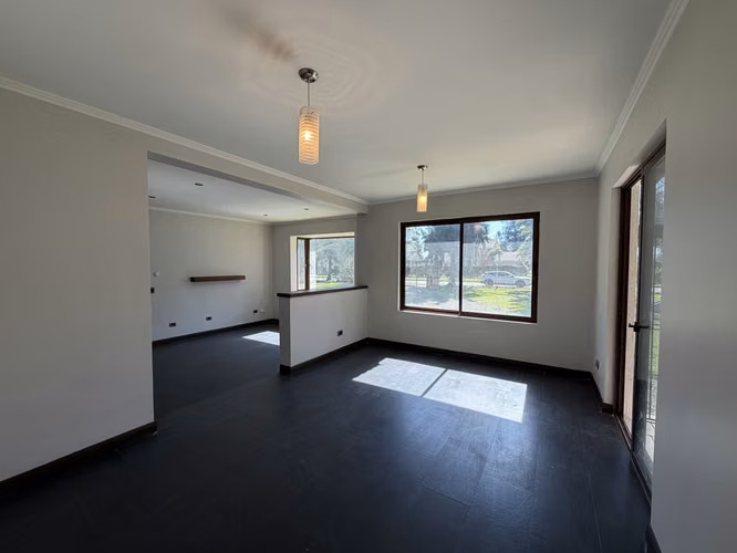 PROPIEDAD EN ARRIENDO EN EXCELENTE CONDOMINIO