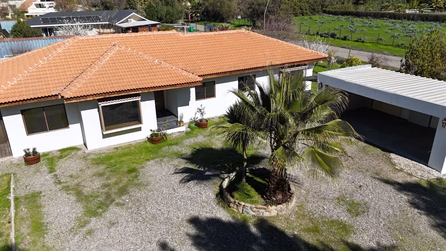 PROPIEDAD EN ARRIENDO EN EXCELENTE CONDOMINIO