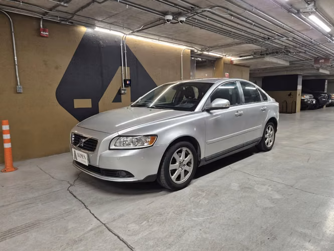 Volvo S40 2011