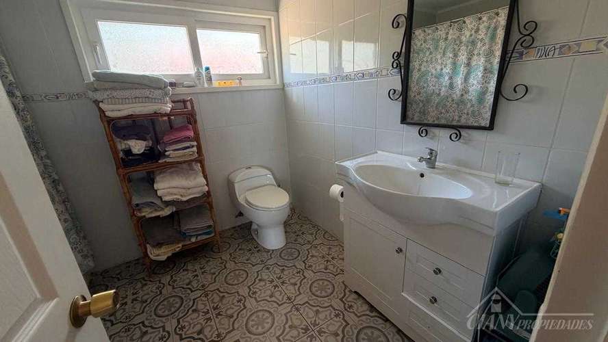Arriendo parcela en condominio (185995)