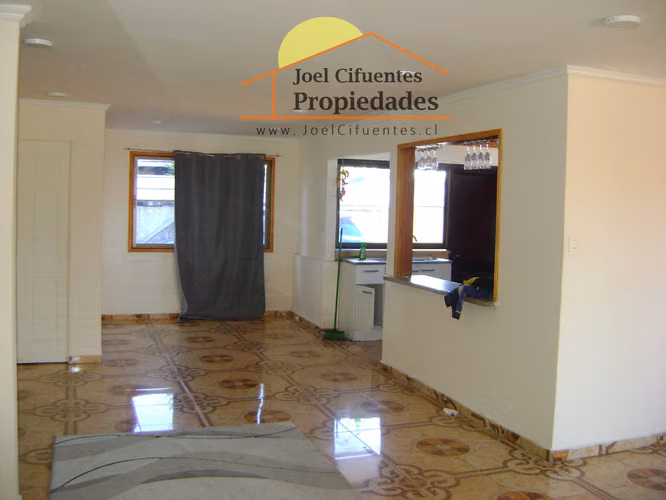 Casa 1 piso, sólida, excelente ubicación. - Imagen 4