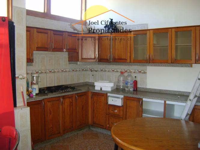 Casa 1 piso, sólida, excelente ubicación. - Imagen 6