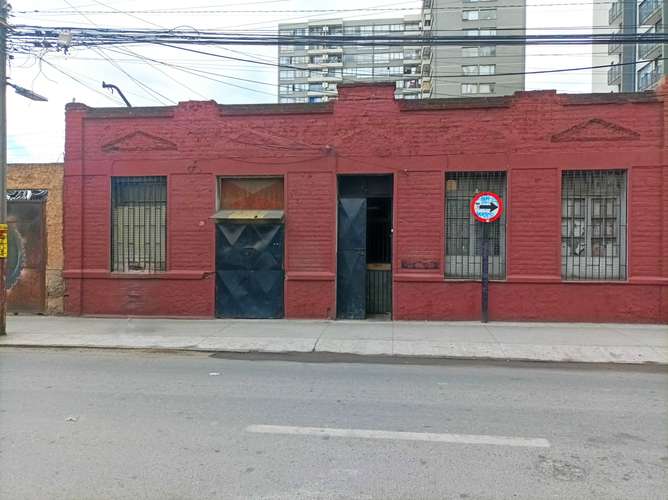 Comercial. 1.200 m2. José Ureta. Metro Lo Ovalle (185996)